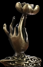 Back flow lotus hand burner