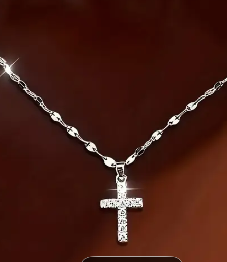 Silver necklace with cross