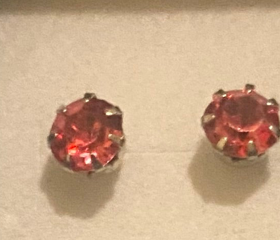 Rhinestone stud earrings