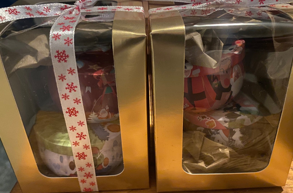 Tin candle gift set