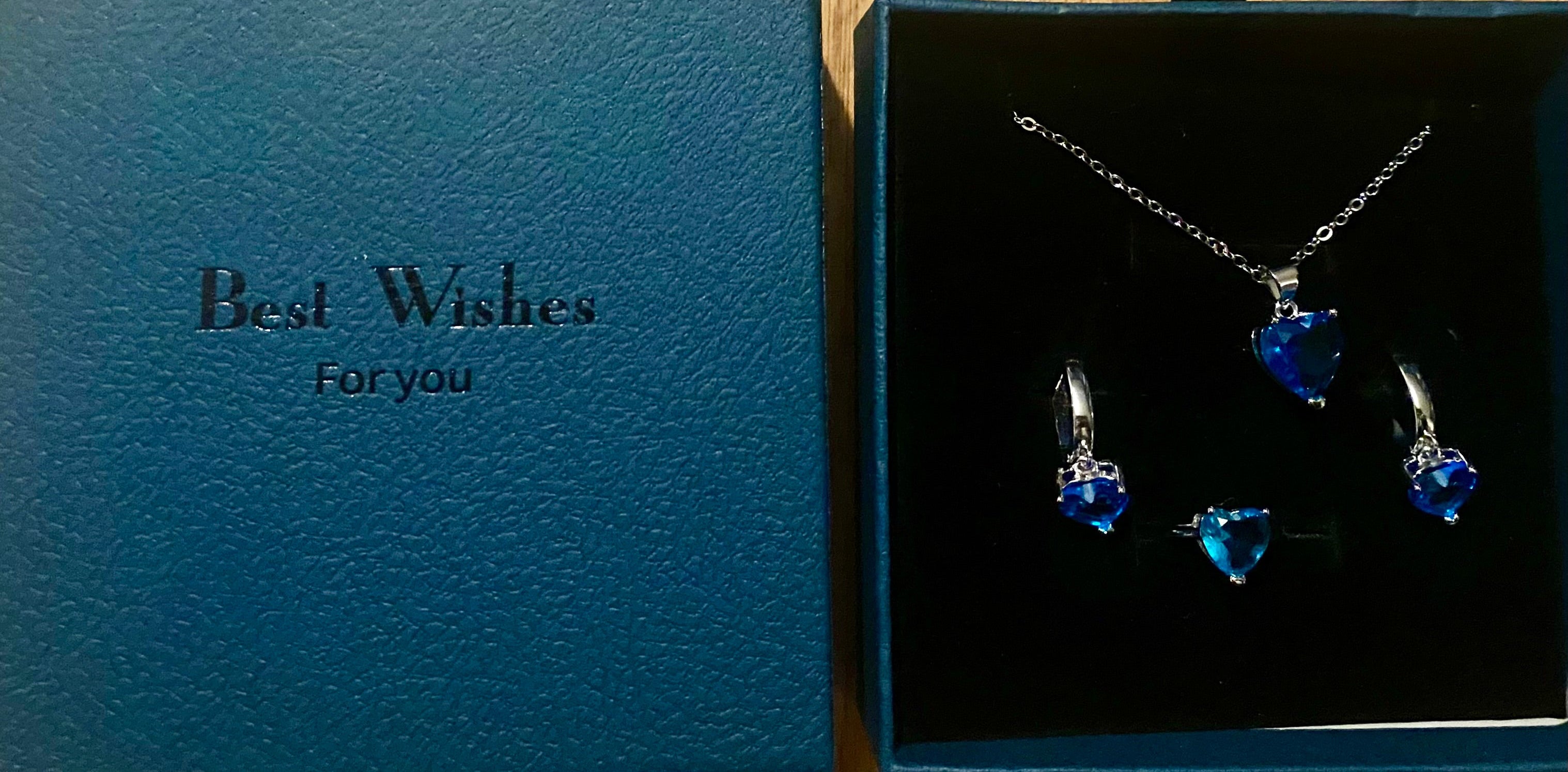 Silver plated jewellery gift set