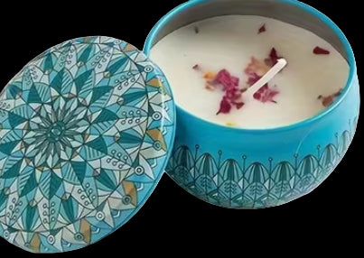 Dried flower scented candle