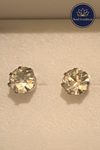 Rhinestone stud earrings