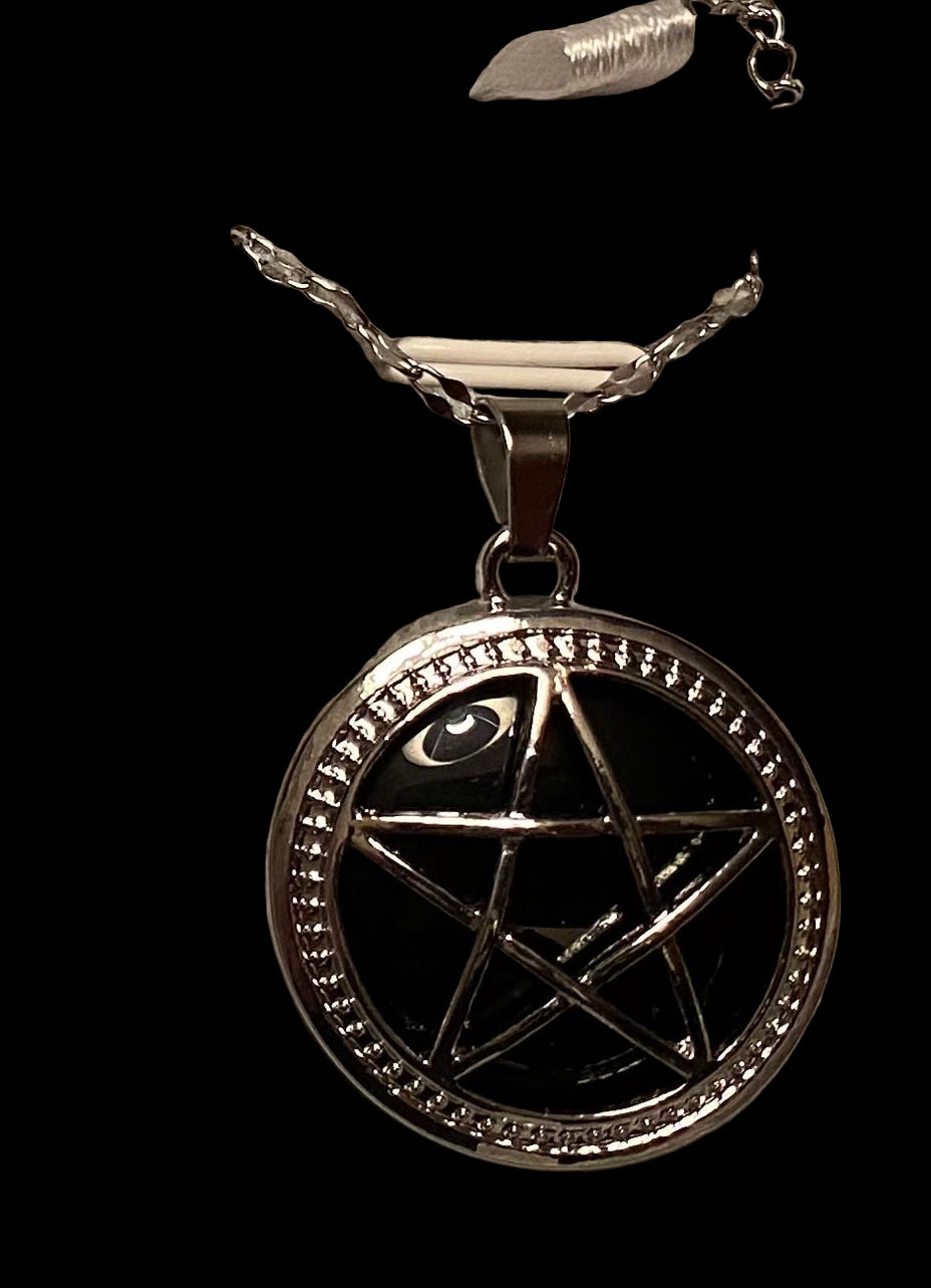 Star silver and stone pendant