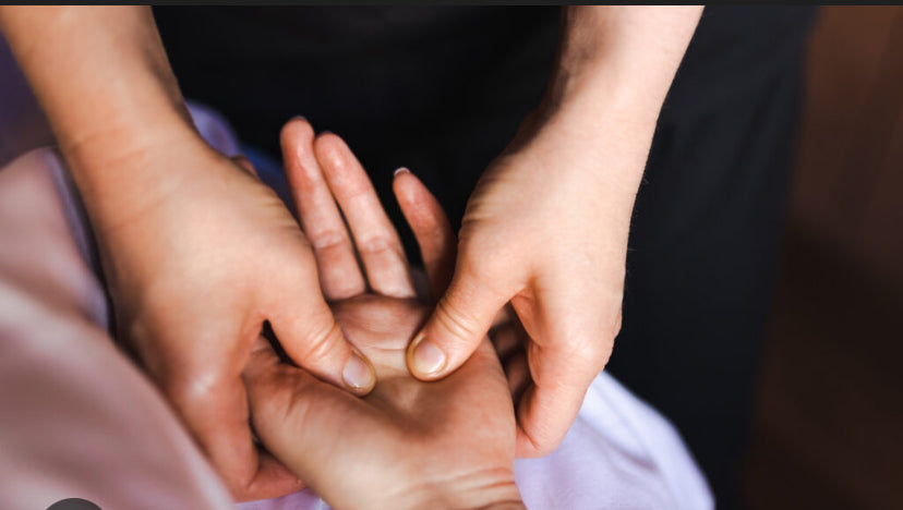 Hand and mini face massage