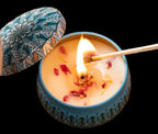 Dried flower scented candle